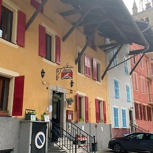 Hotel Du Cheval Blanc Barcelonnette